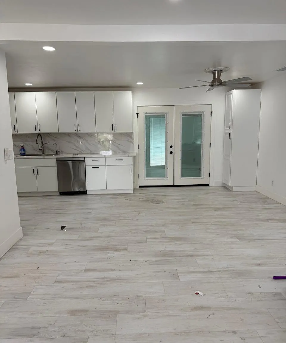 4 bed, 1705 sqft, $4,600 — Photo 1