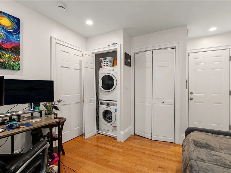 42 Pleasant St #1 — Photo 10