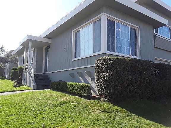 5th image of 688 Southgate Ave