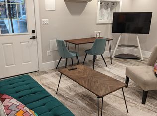 1936 38th St NW, Washington, DC 20007