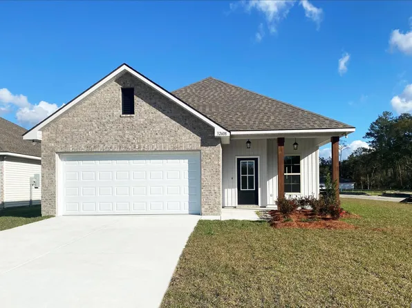 32608 Flower Tree Ct, Walker, LA 70785