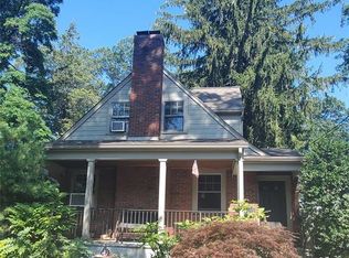 131 Erie Ave, Midland Park, NJ 07432