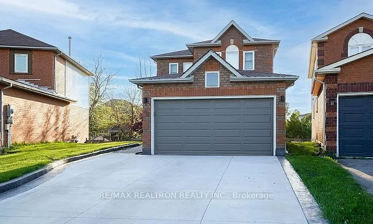 90 Oke Rd #MAIN FLOOR — Photo 3