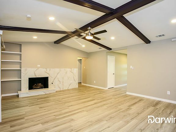 4th image of 2923 Potomac Ave
