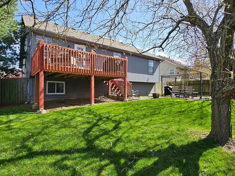 15624 Foster St — Photo 28