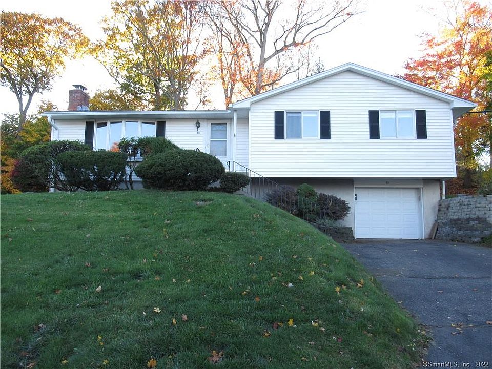 1st image of 53 Brookline Dr