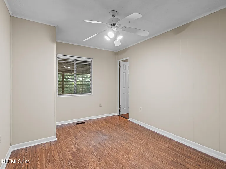 253 Cowry Rd — Photo 17