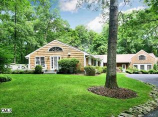 18 Homeward Ln, Weston, CT 06883