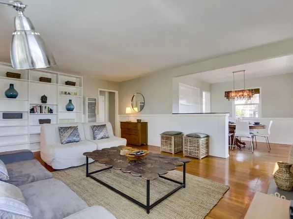 361 Gravilla St, La Jolla, CA 92037