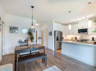 2477 Kelly Ave #318, Pt Coquitlam, BC