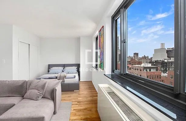 Rented by Block Holdings LLC | media 24