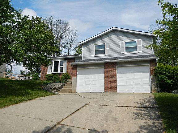 2nd image of 174 Kensington Dr