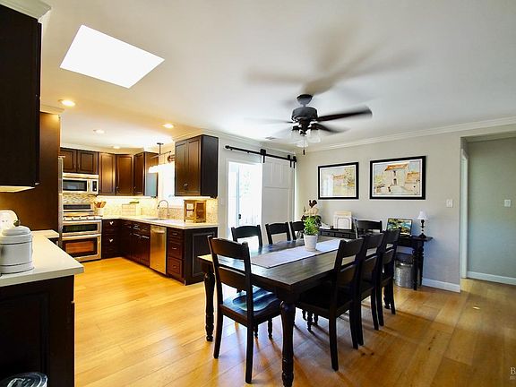 5th image of 181 San Carlos Way