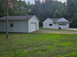2755 N Orr Rd, Hemlock, MI 48626