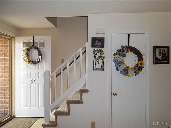 3rd image of 84 Kitty Hawk Sq