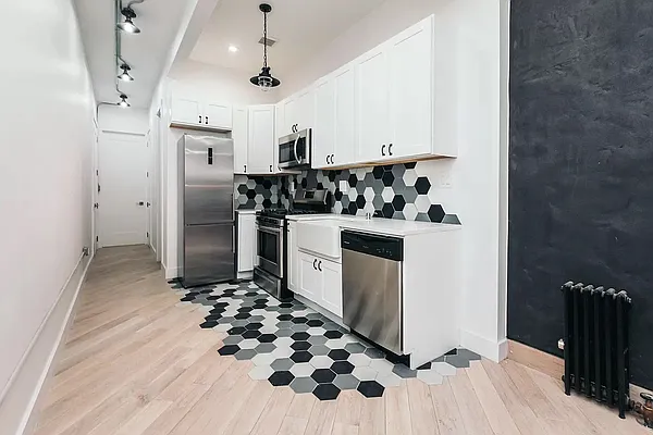 Rented by Compass | media 6