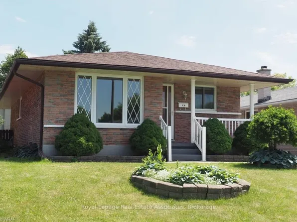 86 Overlea Cres, Kitchener, ON N2M 5A9