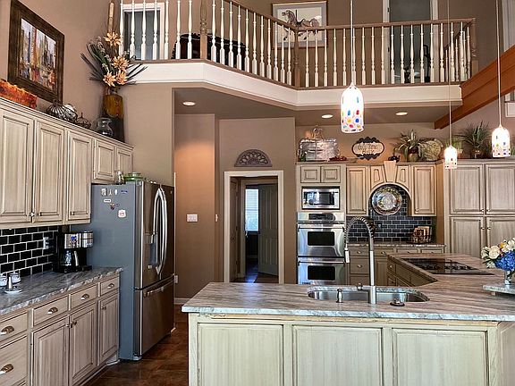 Kitchen/Keeping Room