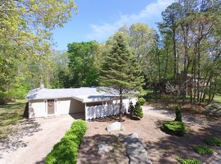 10 Marie Dr, Coventry, RI 02816