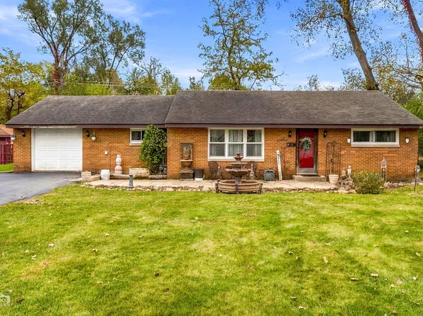 78 Mionske Dr, Lake Zurich, IL 60047