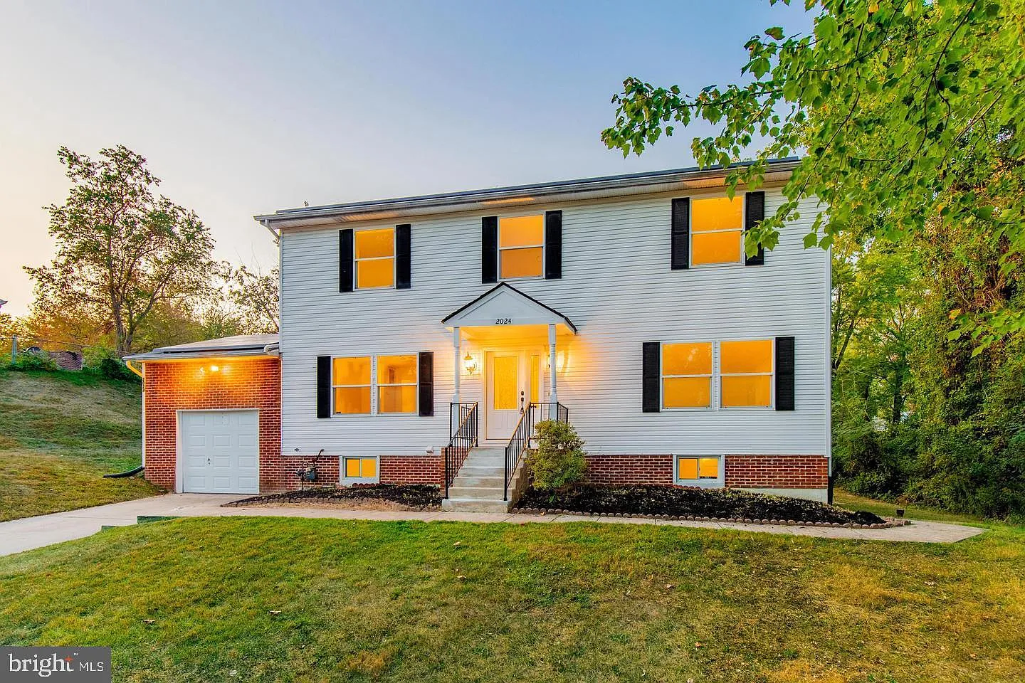 4 bed, 3.5 bath, 2240 sqft, $3,600 — Photo 1