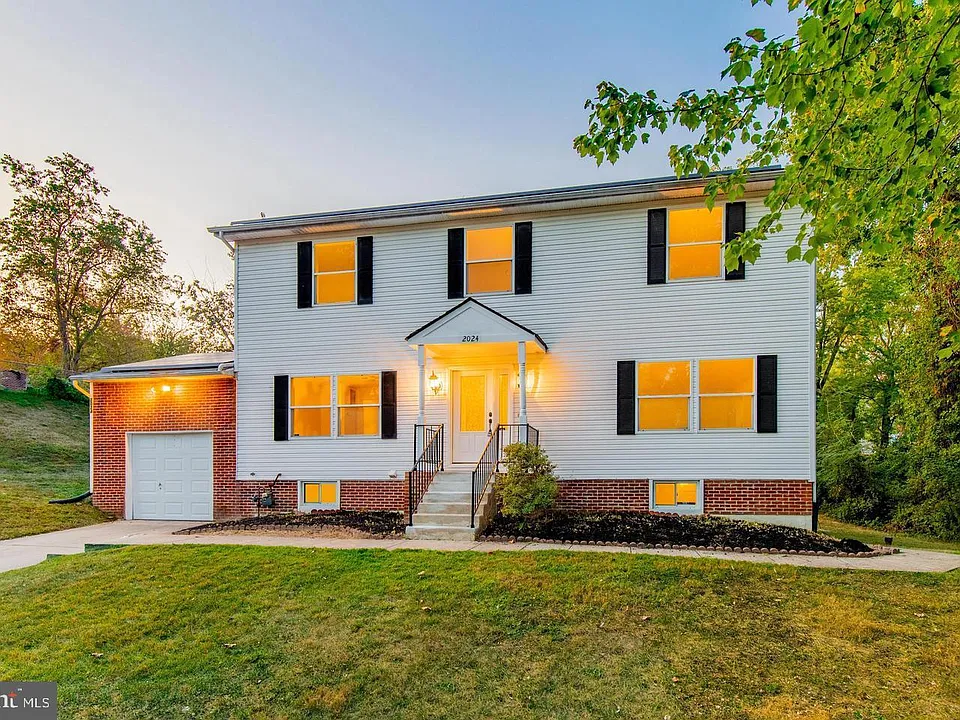2024 Evansdale Dr