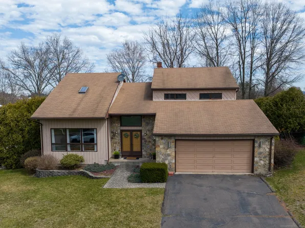 24 Stonegate Drive, Wethersfield, CT 06109