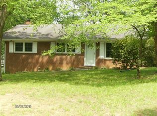 208 Adams St, Eden, NC 27288