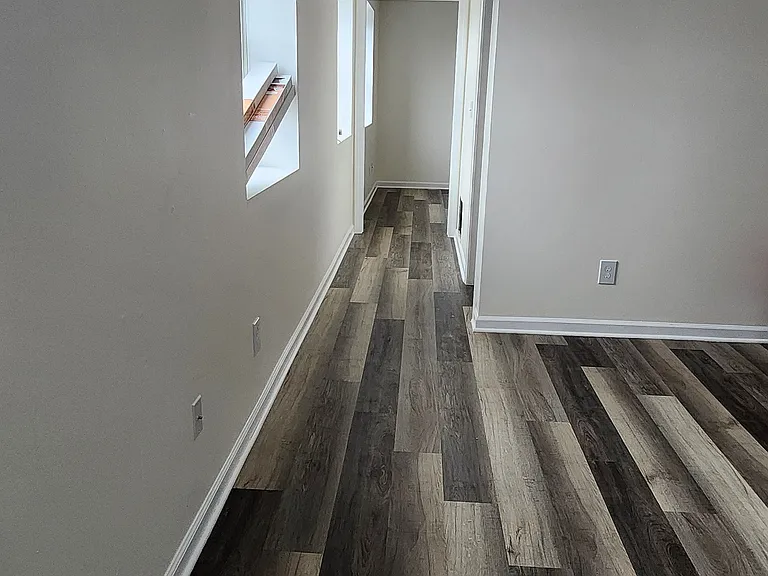 46 S Cherry St — Photo 8