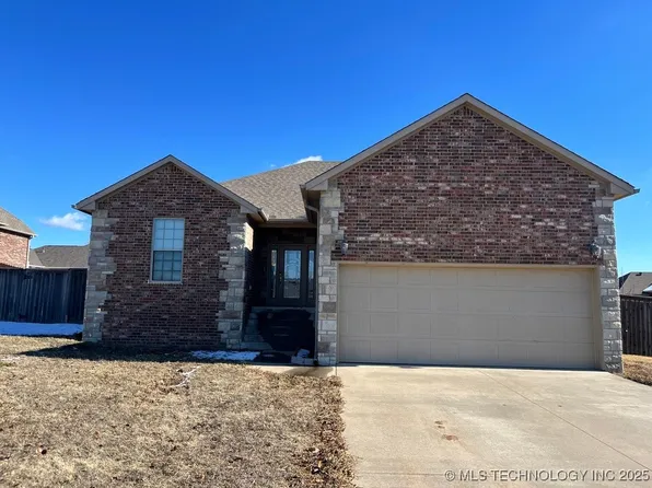 914 Waterstone Dr, Cleveland, OK 74020