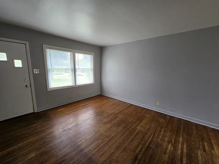 263 Madison St — Photo 9