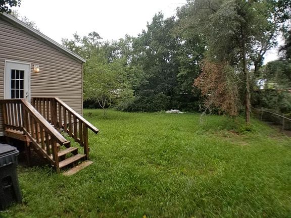 3rd image of 7124 Mark St