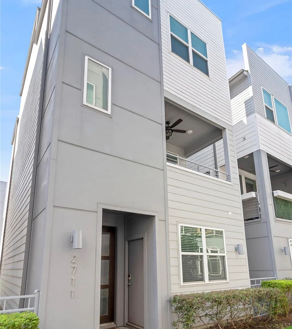 3 bed, 3.5 bath, 1831 sqft, $2,750 — Photo 1