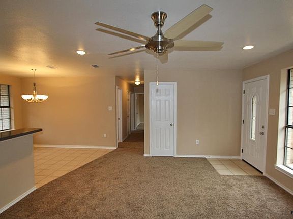 5th image of 9125 Stonecreek Dr