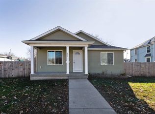 429 7th Ave SW, Cedar Rapids, IA 52404