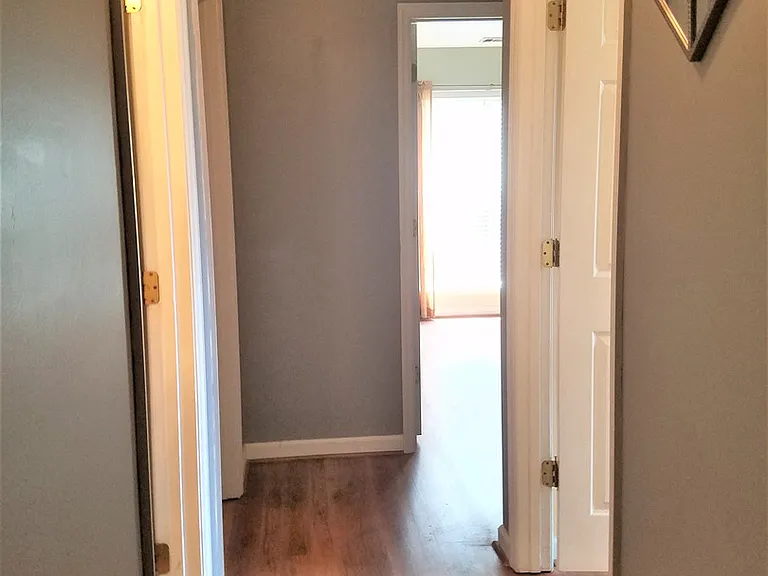 4532 Country Glen Cir — Photo 11
