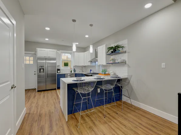137 E Springer St, Philadelphia, PA 19119