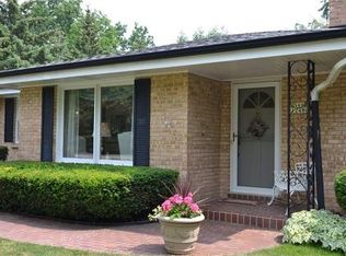 S66W12489 Somerset Dr, Muskego, WI 53150
