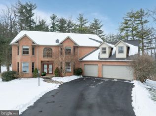 1477 Ridge Master Dr, State College, PA 16803