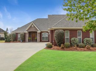 9716 Lochfield Dr, Pike Road, AL 36064