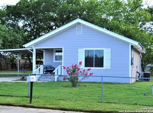 103 S 3rd St, Stockdale, TX 78160