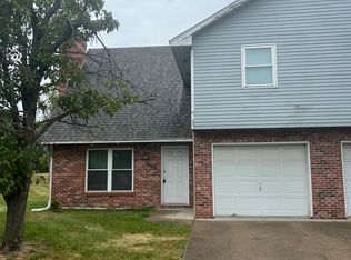 1905-1907 Greenleaves Ct, Columbia, MO 65201