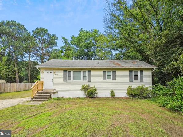 29871 Lee Rd, Mechanicsville, MD 20659