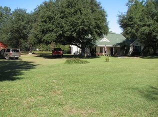 48 Courtney Ln, Ridgeland, SC 29936