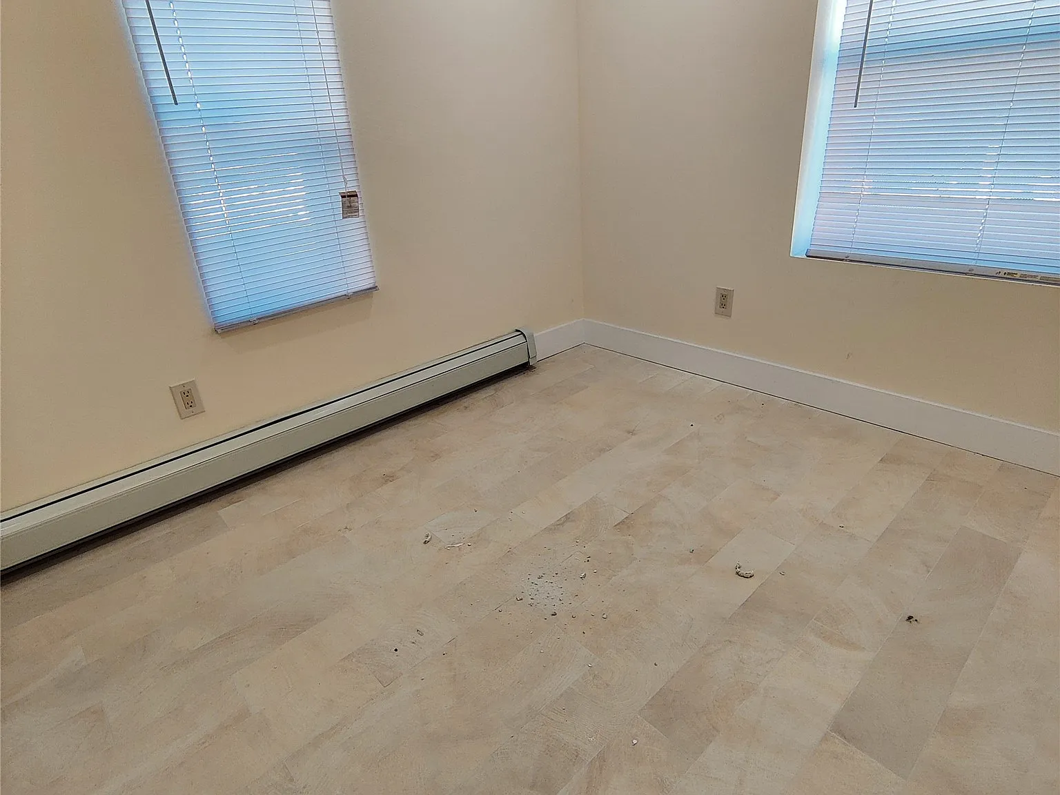 2 bed, 1.0 bath, 615 sqft, $1,250 — Photo 2