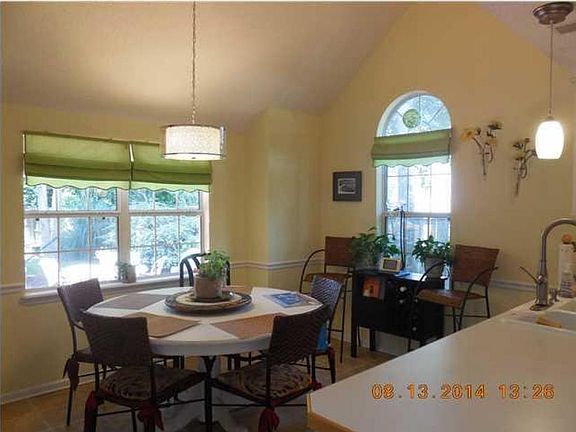 2nd image of 649 Majestic Oak Dr