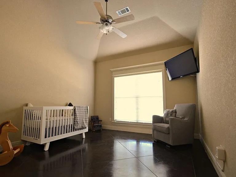 3625 W Mountain View Dr — Photo 1