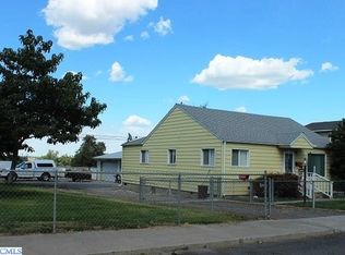 1027 E 4th Ave, Kennewick, WA 99336
