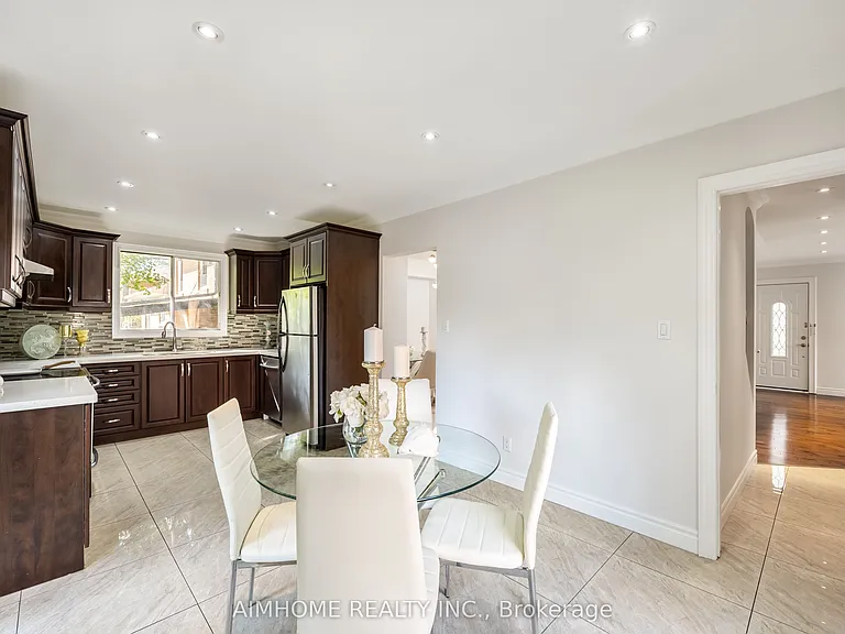 471 Cummer Ave — Photo 9