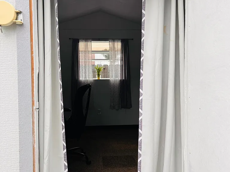 2519 Raleigh Ct — Photo 22